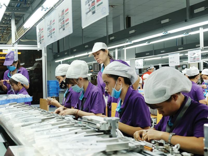 Apple không đầu tư trực tiếp vào Việt Nam, mà thông qua các nhà sản xuất gia công như Foxconn, Pegatron, Luxshare.