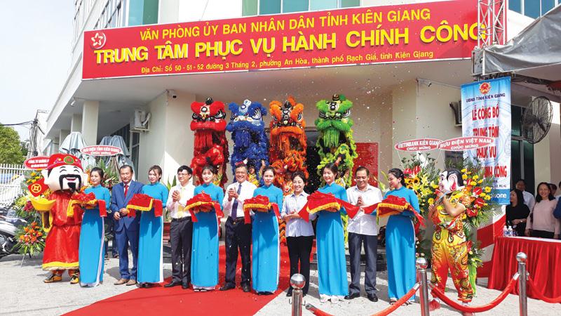 Lễ khánh thành Trung tâm Phục vụ hành chính công tỉnh Kiên Giang.