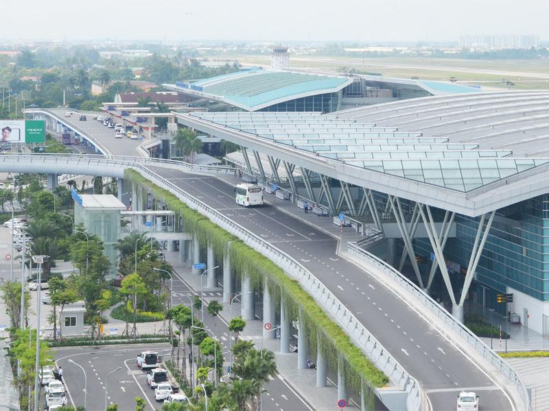 Sân bay Quốc tế Đà Nẵng đang được lập quy hoạch với dự kiến nâng công suất lên 30 triệu lượt khách vào năm 2030.