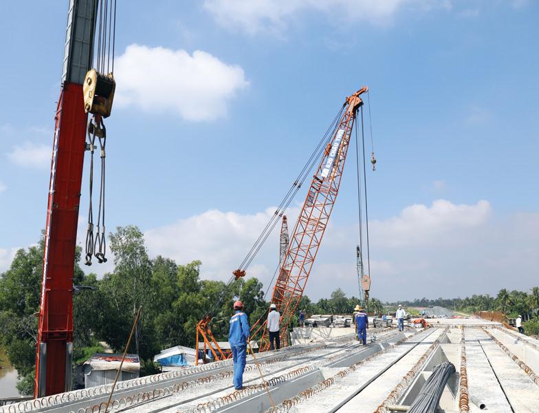 Cao tốc Trung Lương - Mỹ Thuận dự kiến được thông tuyến vào cuối năm 2020. Ảnh: Trần Hùng