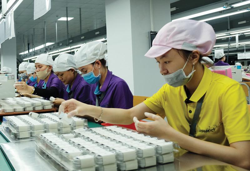 Những đối tác lớn của Apple đều đang không ngừng mở rộng đầu tư ở Việt Nam. Trong ảnh: Nhà máy của Luxshare tại Nghệ An.