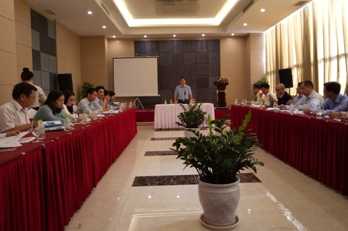 Phó chủ tịch UBND tỉnh Quảng Nam Lê Trí Thanh chủ trì cuộc họp