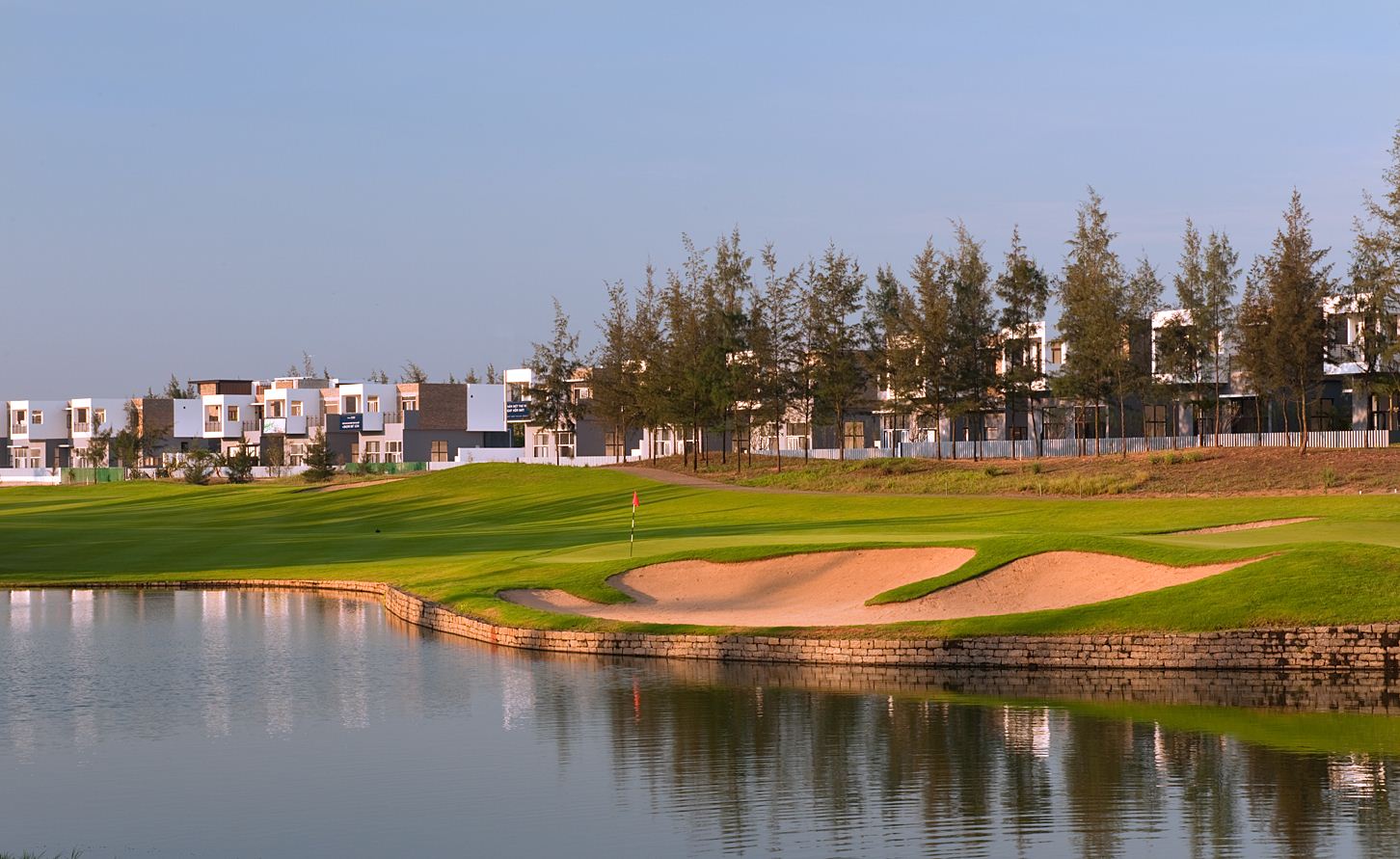 Phát triển du lịch golf gắn với phát triển du lịch nghỉ dưỡng