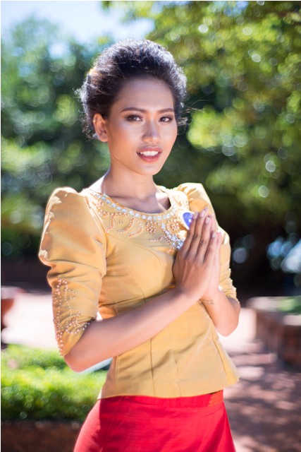 Người đẹp Cambodia Tina 