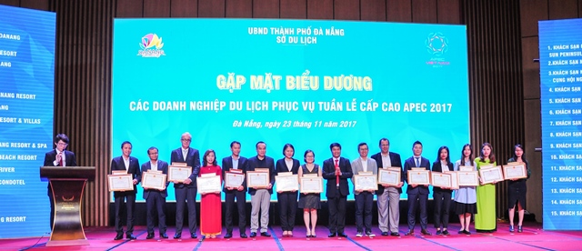 Sở Du lịch TP Đà Nẵng vinh danh các doanh nghiệp có đóng góp cho Tuần lễ Cấp cao APEC 2017