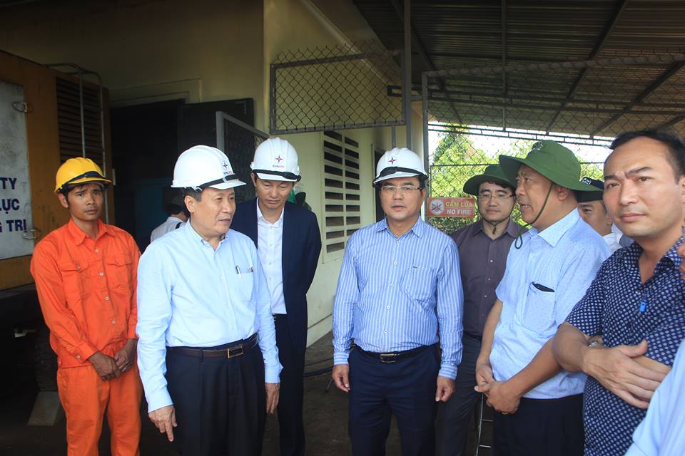 Lãnh đạo Tập đoàn EVN và UBND tỉnh Quảng Trị kiểm tra tình hình cung cấp điện sinh hoạt trên đảo Cồn Cỏ