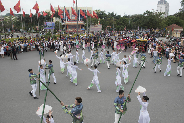 Lễ hội đường phố tại Festival Huế 2018.