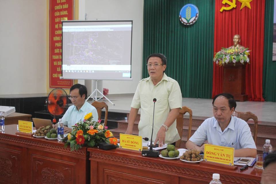 Ông Hà Sỹ Đồng, Phó Chủ tịch UBND tỉnh Quảng Trị phát biểu trao đổi tại hội thảo.