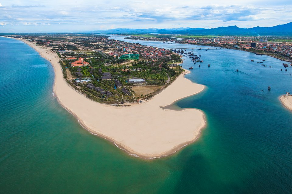 Bán đảo Bảo Ninh, TP Đồng Hới, Quảng Bình đang được nhiều nhà đầu tư nhắm đến.