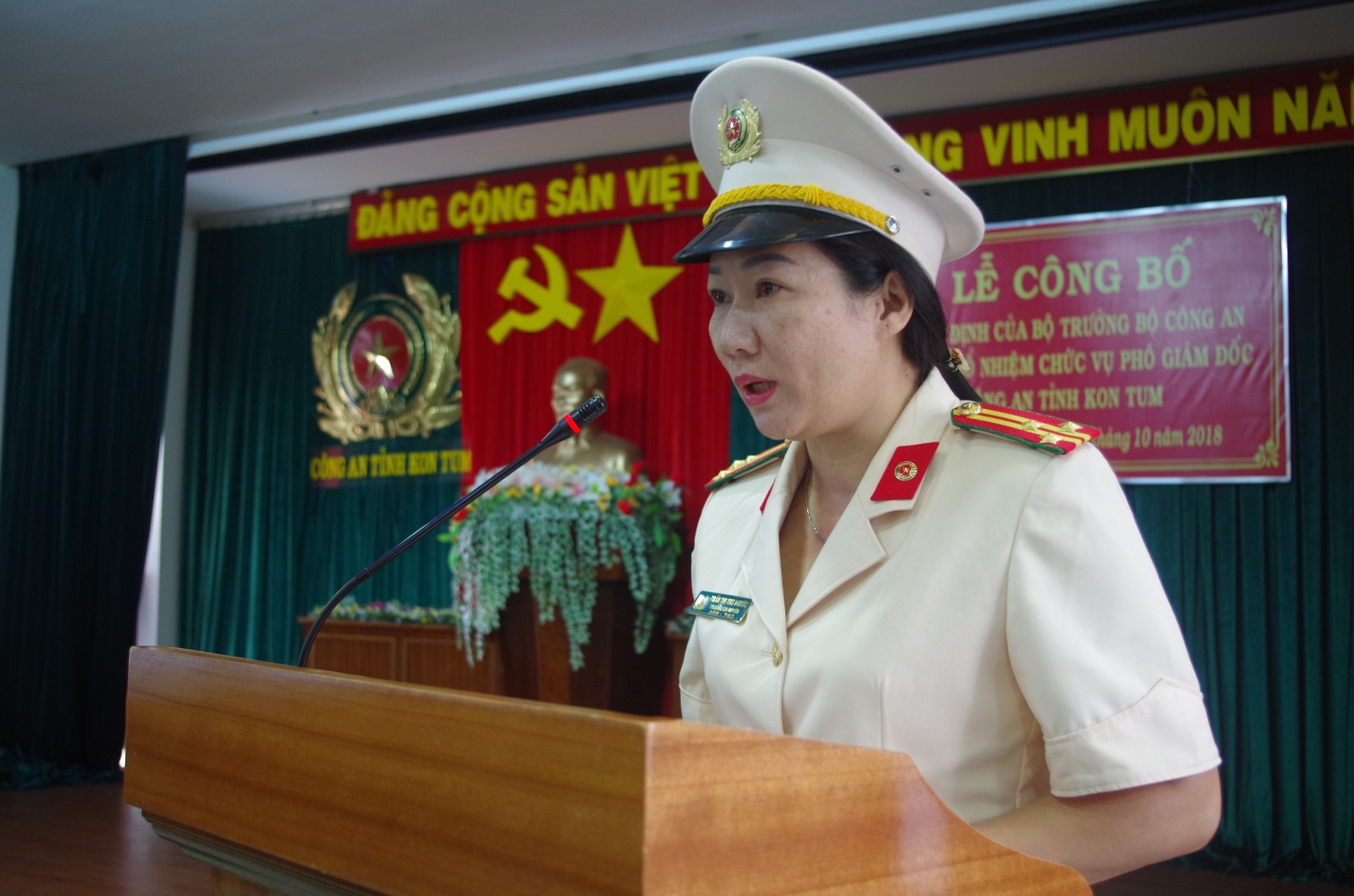 Thượng tá Trần Thị Thu Phước –  Phó Giám đốc Công an tỉnh Kon Tum