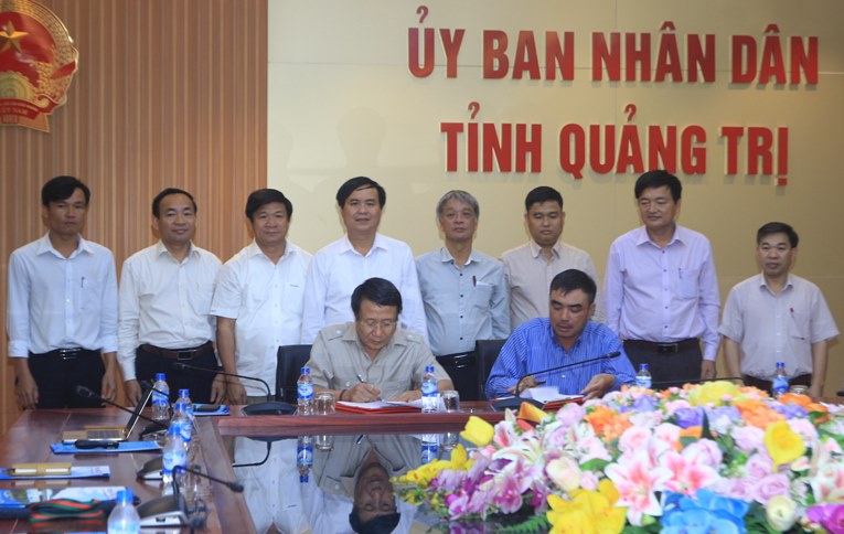 Ký kết biên bản ghi nhớ giữa UBND tỉnh và Tập đoàn Đắc Lộc.