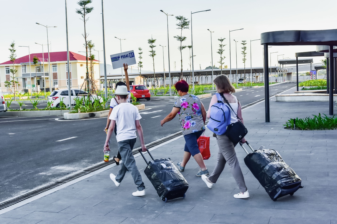 Nhà ga T2 tại Cảng hàng không Quốc tế Cam Ranh đã đi vào hoạt động, có khả năng đón 4,8 triệu lượt hành khách quốc tế/năm