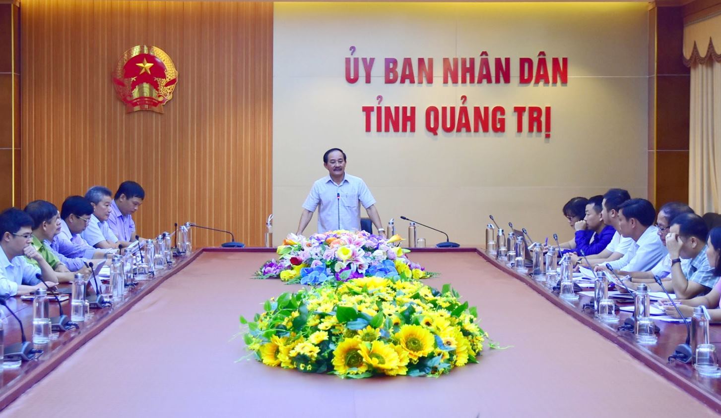 Phó Chủ tịch UBND tỉnh Nguyễn Quân Chính phát biểu tại buổi làm việc 