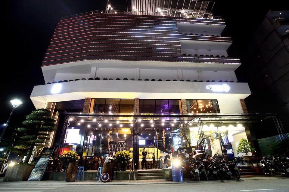Các cơ sở kinh doanh dịch vụ karaoke, massaghe, quán bar...tại Thừa Thiên Huế sẽ được hoạt động trở lại từ ngày 3/9.