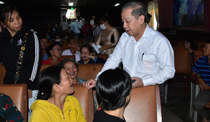 Chủ tịch UBND tỉnh Thừa Thiên Huế Phan Ngọc Thọ khẳng định sẽ tạo điều kiện tốt nhất cho bà con nhân dân khi di dời