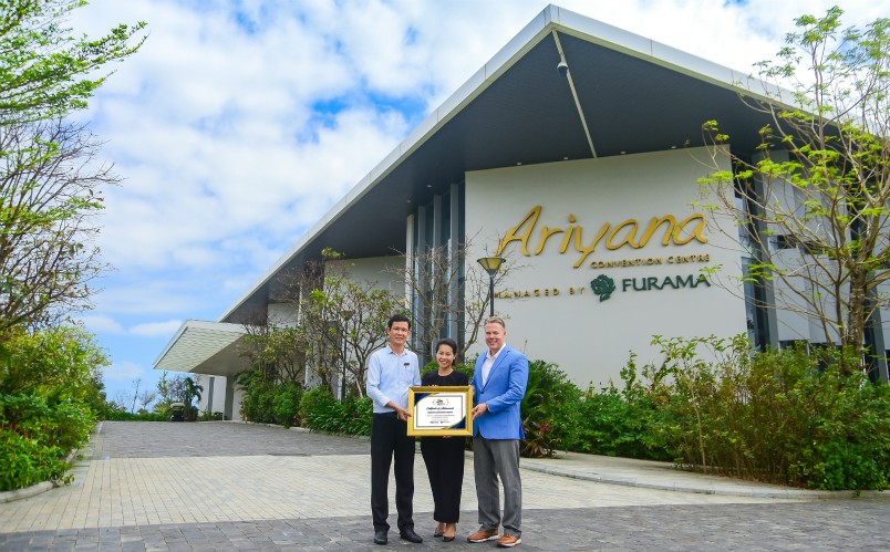 Cung Hội nghị Quốc tế Ariyana Đà Nẵng được vinh danh Giải thưởng M&C Asia Stella Awards với hạng mục “Cung hội nghị tốt nhất” khu vực Đông Nam Á