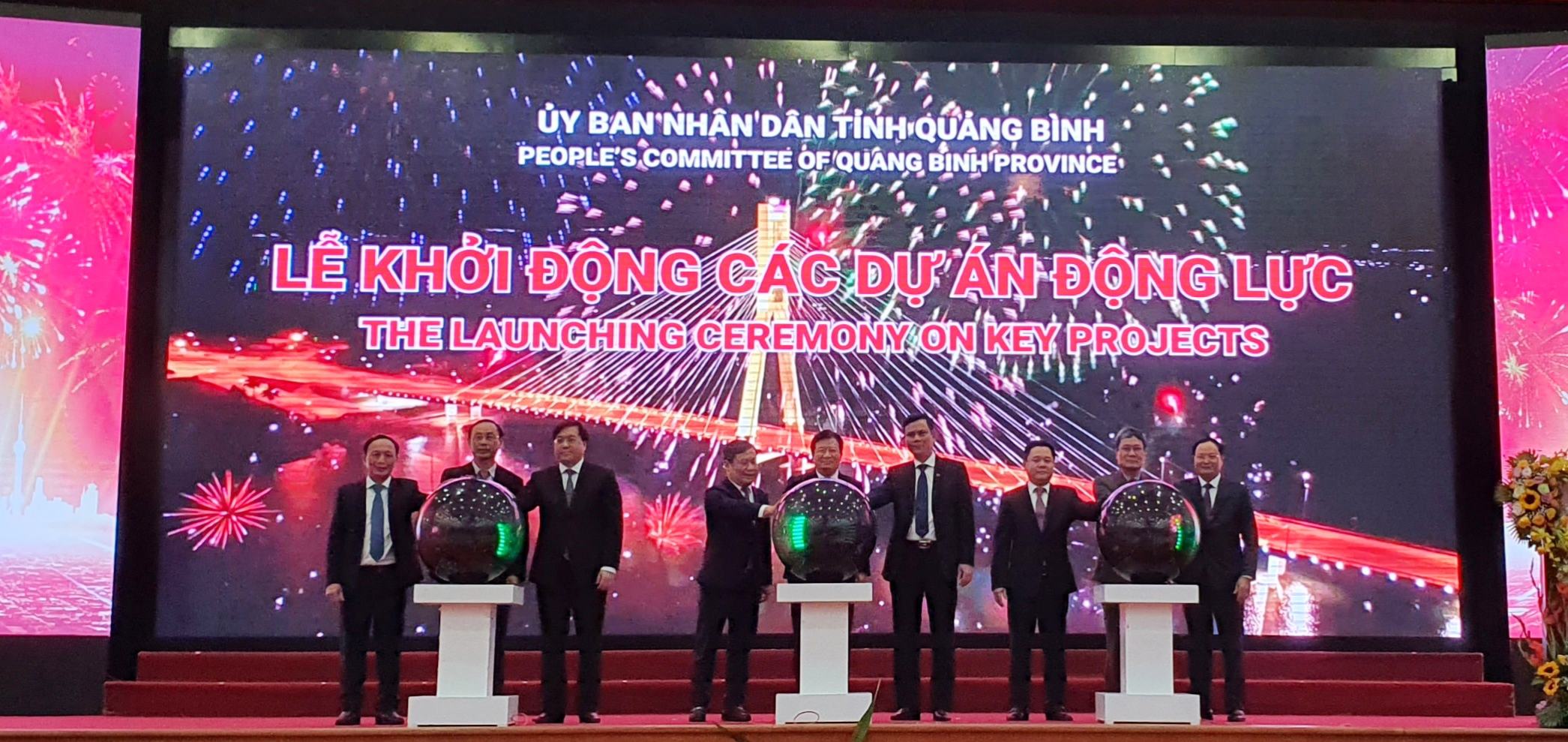 Lễ bấm nút khởi động 2 Dự án động lực của tỉnh Quảng Bình với sự tham dự của Phó Thủ tướng Trịnh Đình Dũng.