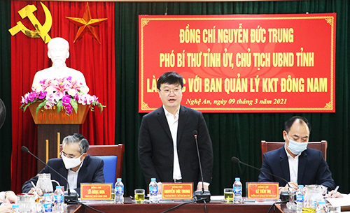 Chủ tịch UBND tỉnh Nghệ An Nguyễn Đức Trung phát biểu chỉ đạo tại buổi làm việc.