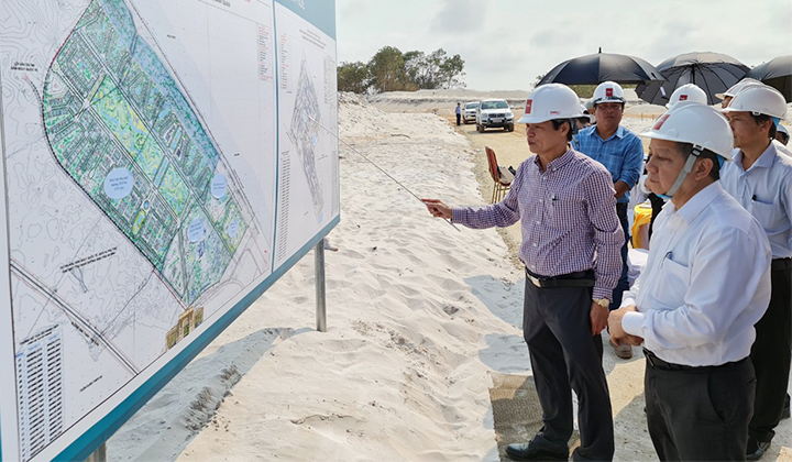 Chủ tịch UBND tỉnh Phan Ngọc Thọ kiểm tra tiến độ xây dựng Dự án Khu khách sạn, dịch vụ nghĩ dưỡng, biệt thự của tập đoàn BRG.