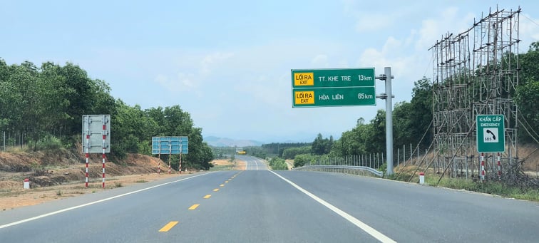Giai đoạn 1 tuyến cao tốc La Sơn- Túy Loan đoạn La Sơn (huyện Phú Lộc, Thừa Thiên Huế) đi Hòa Liên (huyện hòa Vang, Đà Nẵng) đã cơ bản hoàn thành.
