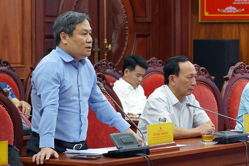 Bí thư tỉnh uỷ Quảng Bình Vũ Đại Thắng phát biểu tại cuộc họp với ACV. Ảnh: Ngọc Mai