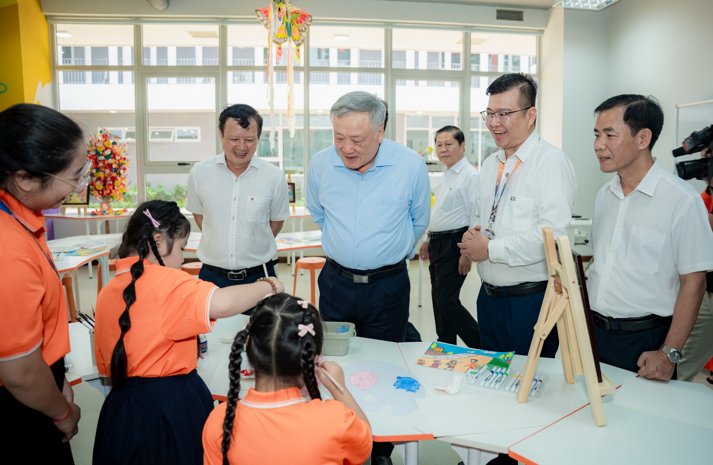 Phó thủ tướng Thường trực Chính phủ Nguyễn Hòa Bình đã tới thăm, kiểm tra Dự án Tổ hợp Giáo dục FPT Huế.