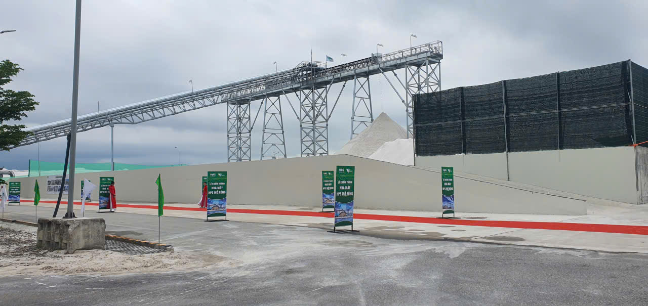 Nhà máy chế biến cát, bột thạch anh ít sắt chất lượng cao Huế Premium Silica được nâng công suất lên 880 nghìn tấn/năm