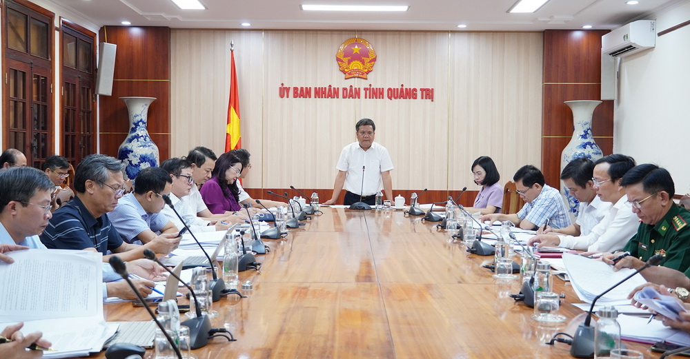 Chủ tịch UBND tỉnh Quảng Trị Trần Phong - Trưởng Ban chỉ đạo chủ trì cuộc họp