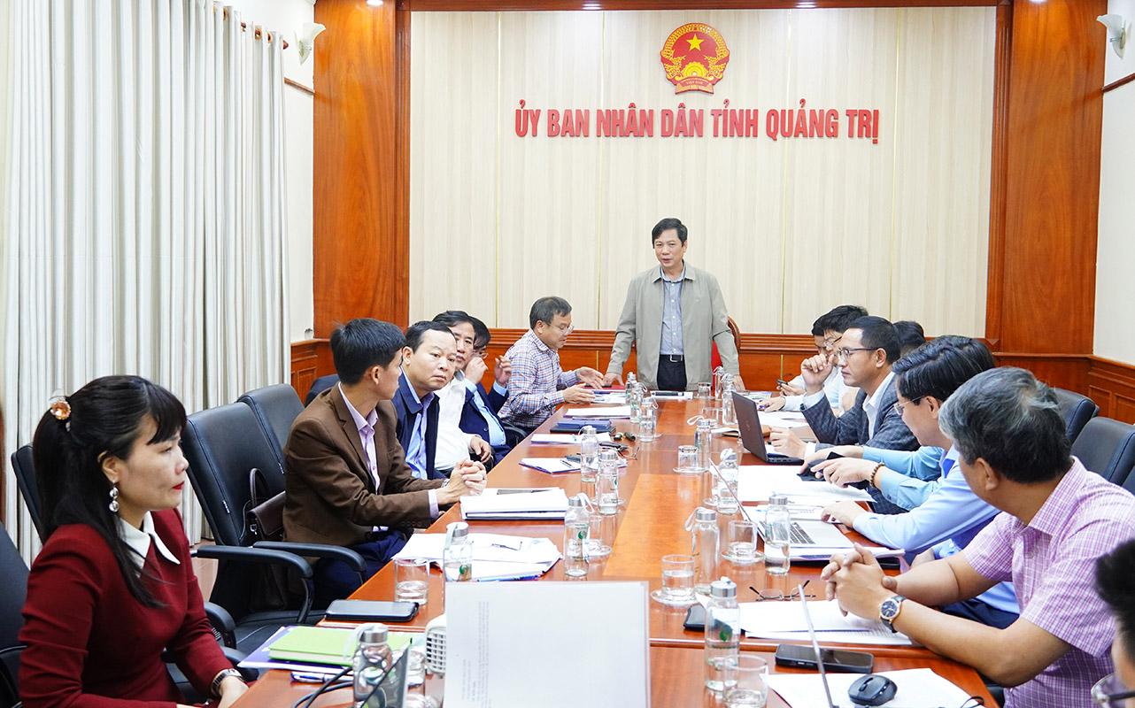 Phó Chủ tịch Thường trực UBND tỉnh Quảng Trị Hoàng Nam phát biểu chỉ đạo tại cuộc họp
