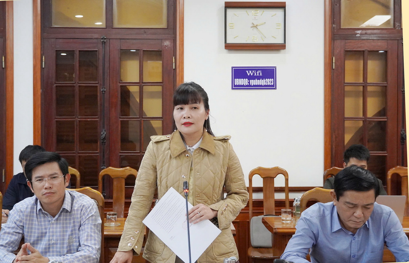 Ph&oacute; gi&aacute;m đốc Sở t&agrave;i ch&iacute;nh Quảng Trị L&ecirc; Thị Thương ph&aacute;t biểu &yacute; kiến tại buổi l&agrave;m việc
