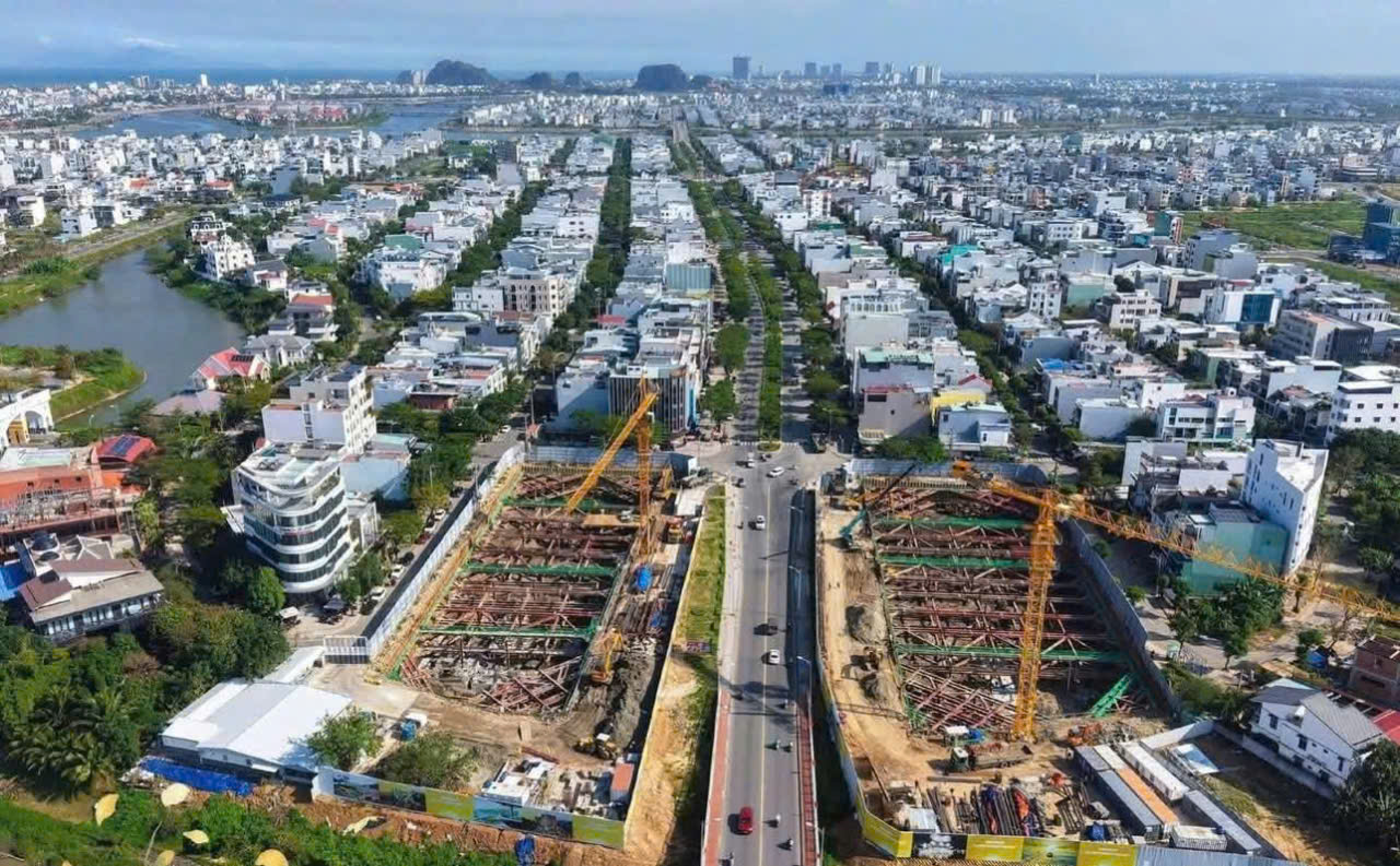 Một Dự &aacute;n căn hộ mới đang được thi c&ocirc;ng x&acirc;y dựng tại khu vực Ho&agrave; Xu&acirc;n, TP. Đ&agrave; Nẵng. Ảnh (nguồn): T&acirc;n Hồ