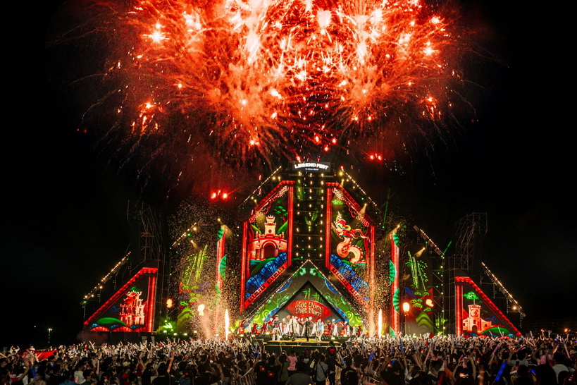 Hai đ&ecirc;m ph&aacute;o hoa tầm thấp tại Regal Legend (Đồng Hới) sẽ l&agrave; điểm nhấn nổi bật trong Tuần Văn h&oacute;a du lịch Quảng Trị 2026.