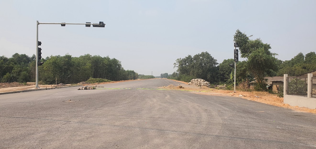 Dự &aacute;n vẫn c&ograve;n nhiều đoạn tuyến chưa ho&agrave;n th&agrave;nh GPMB.