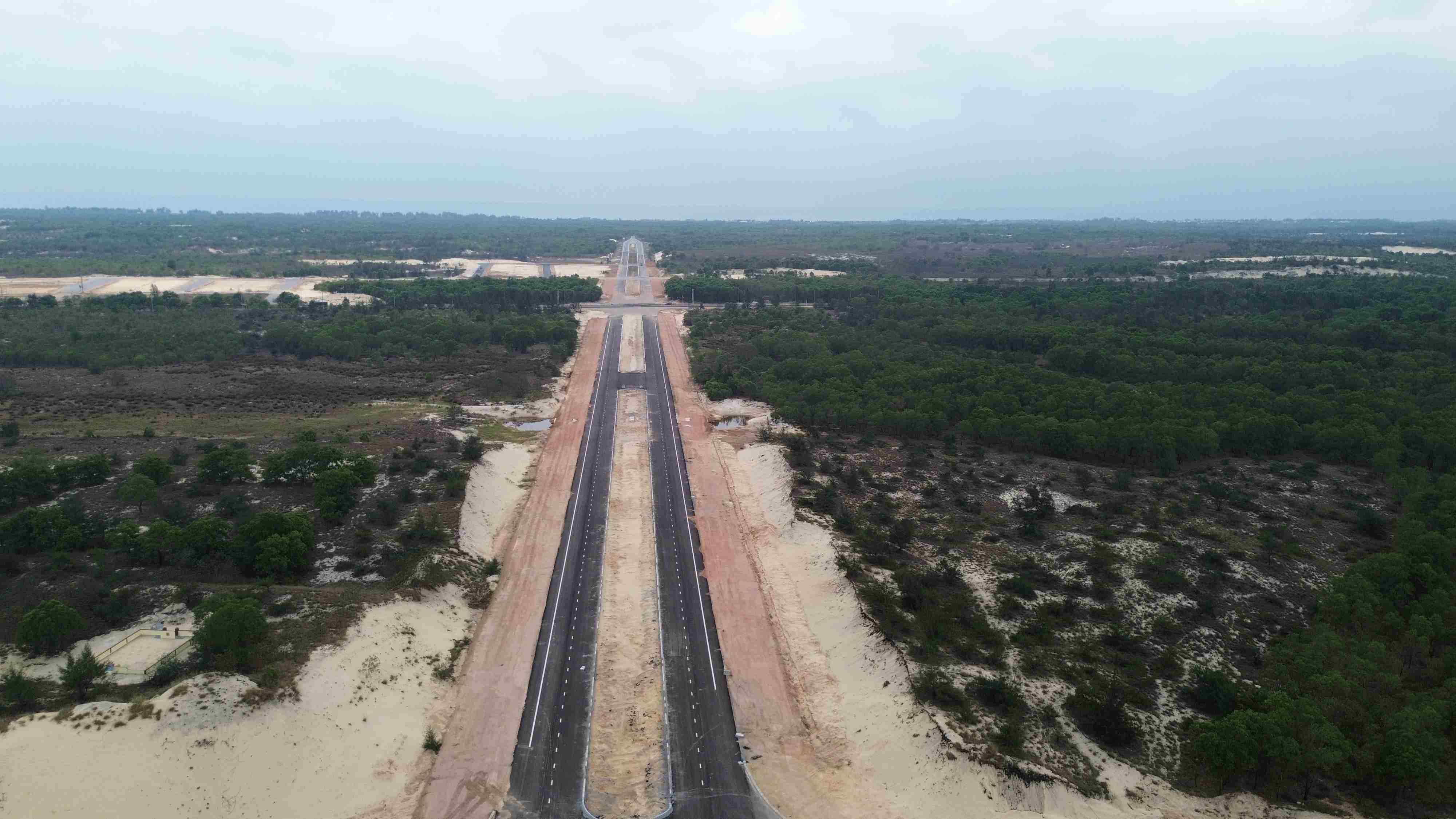 To&agrave;n cảnh Dự &aacute;n Đường du lịch Dinh Mười. Ảnh: Ngọc T&acirc;n