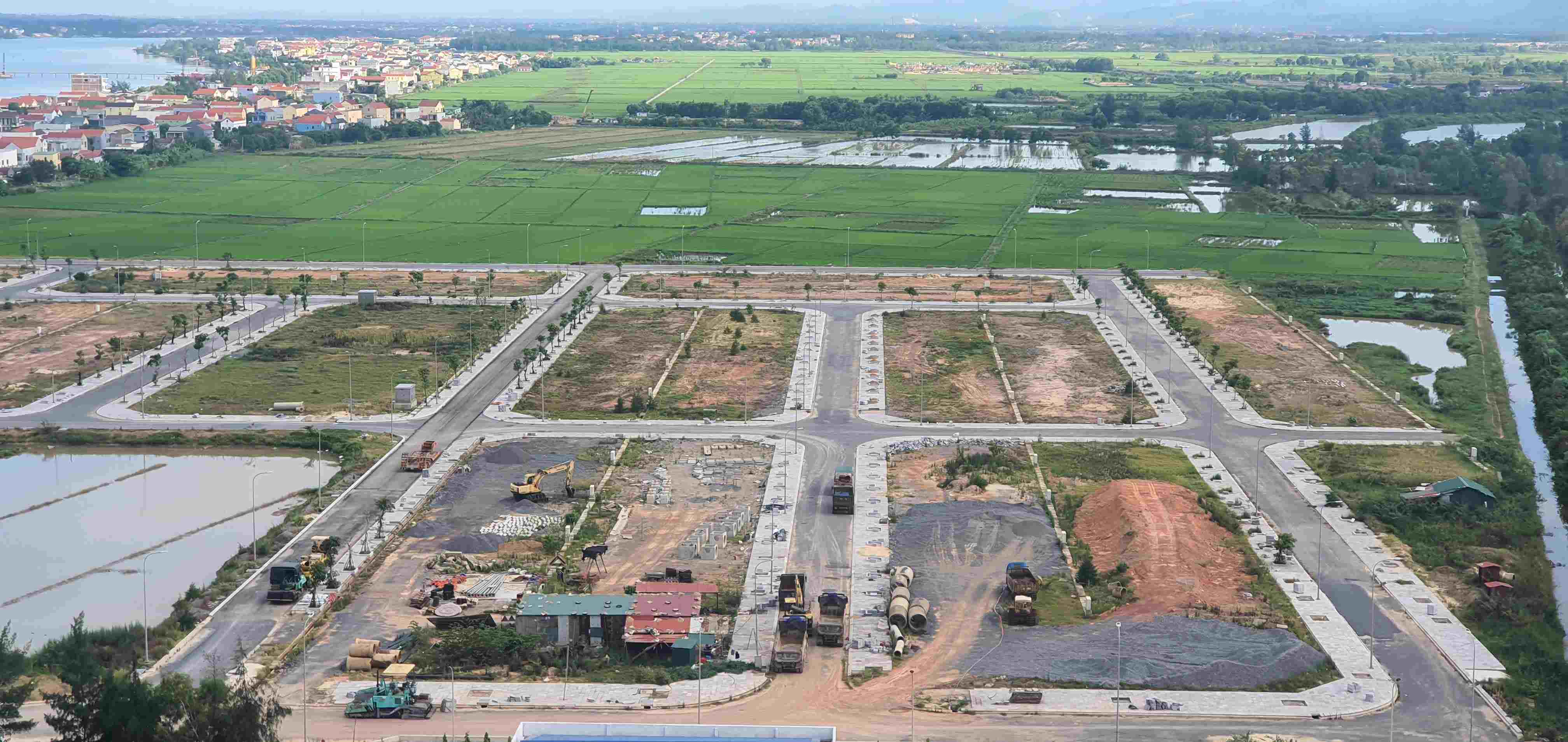 Ph&acirc;n kh&uacute;c đất nền vẫn đ&oacute;ng vai tr&ograve; chủ đạo tr&ecirc;n thị trường bất động sản Quảng Trị. Ảnh: Ngọc T&acirc;n