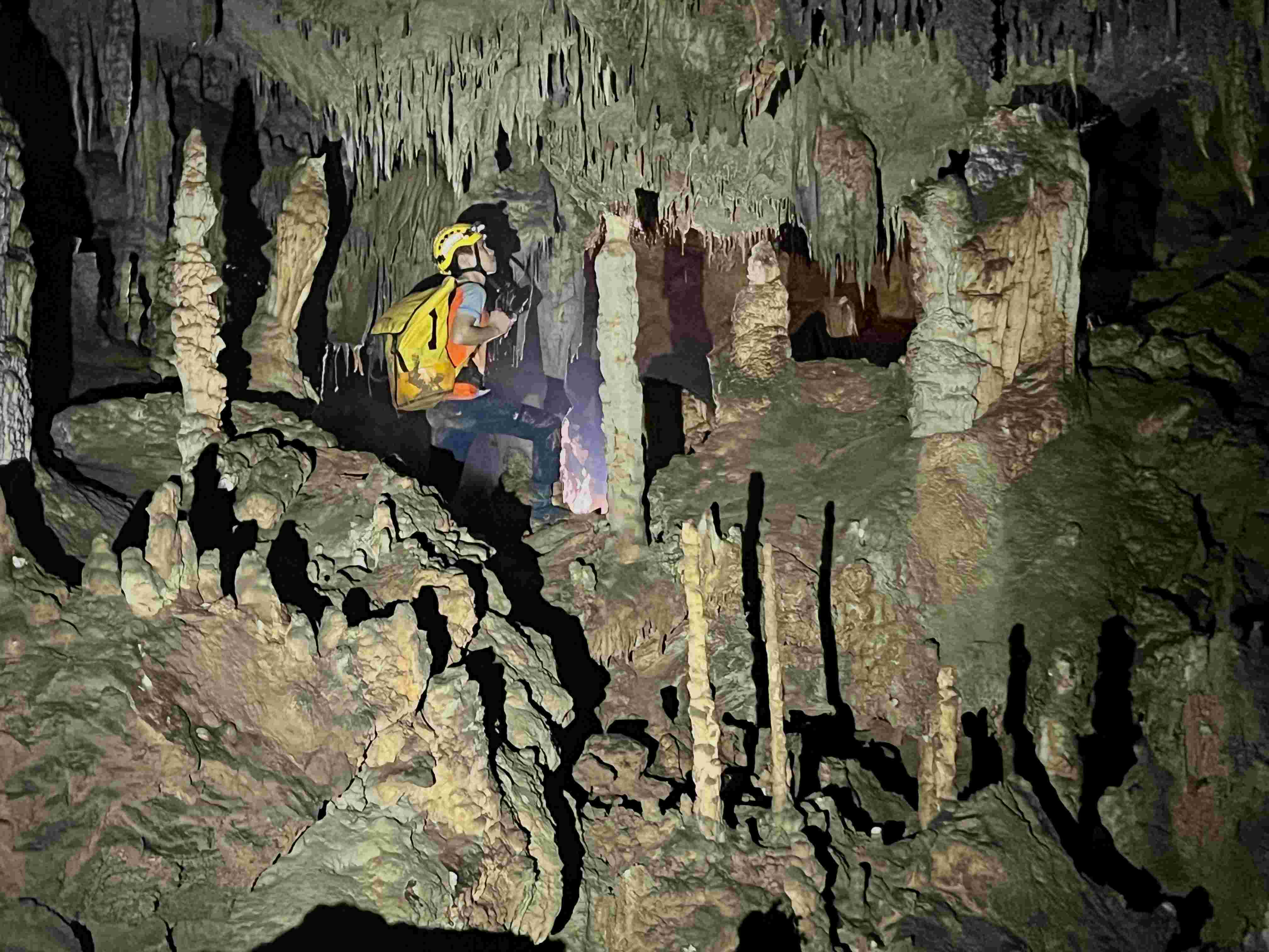 Hang Thi&ecirc;n Cung