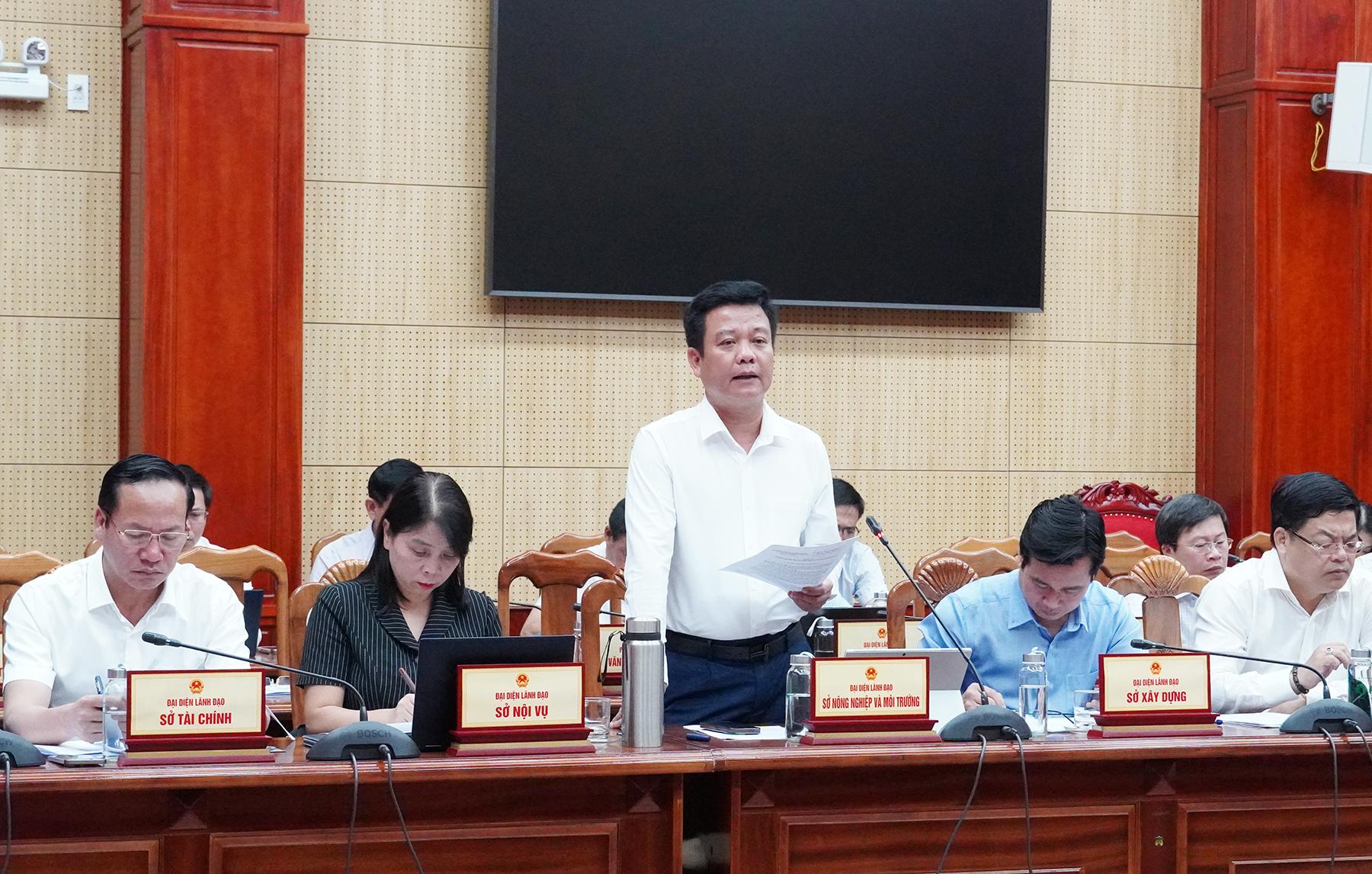 Ông Trần Quốc Tuấn, Giám đốc Sở Nông nghiệp và Môi trường Quảng Trị phát biểu ý kiến tại buổi làm việc.