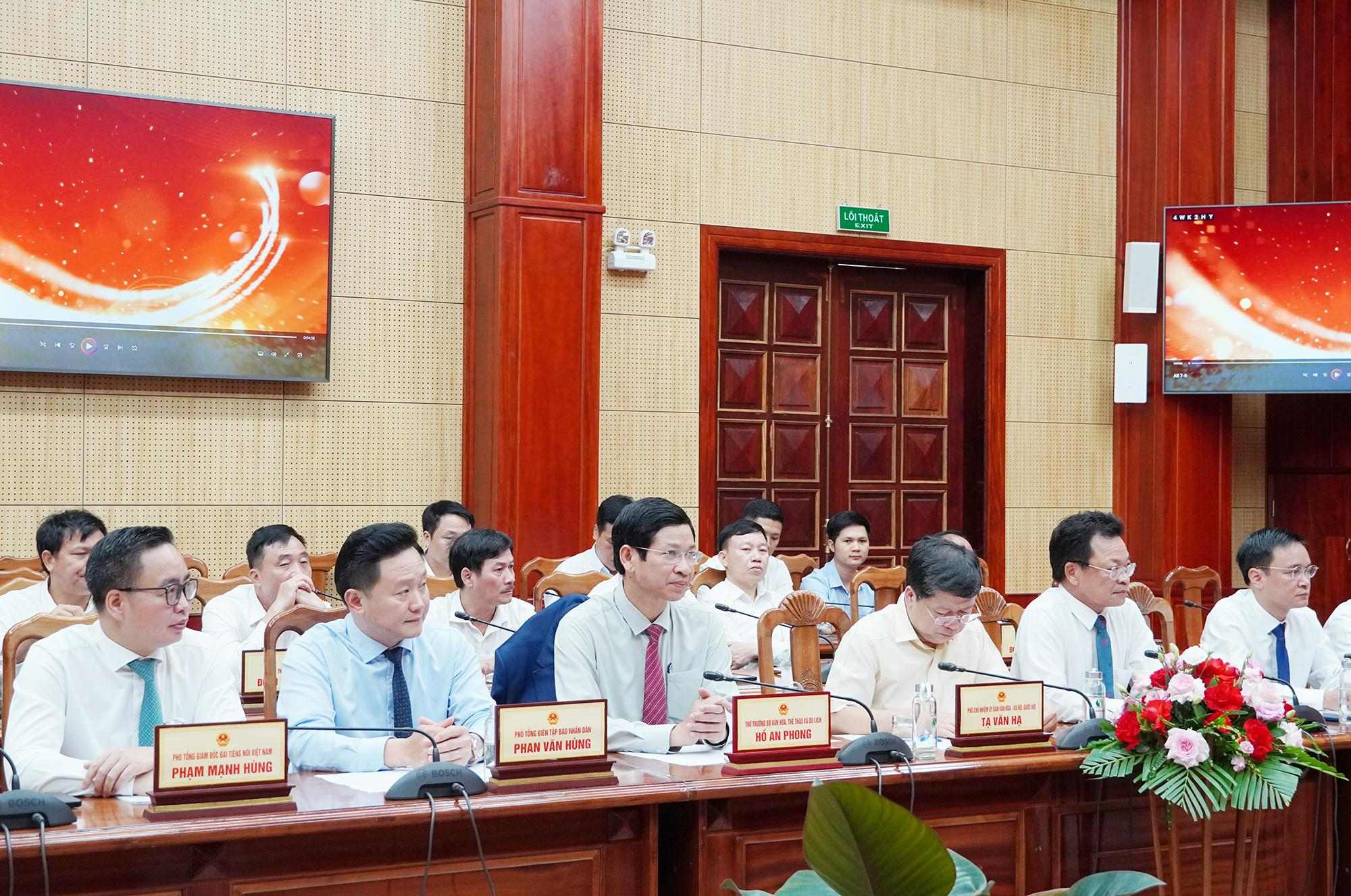 Các đại biểu bộ ban ngành Trung ương tham dự hội nghị.