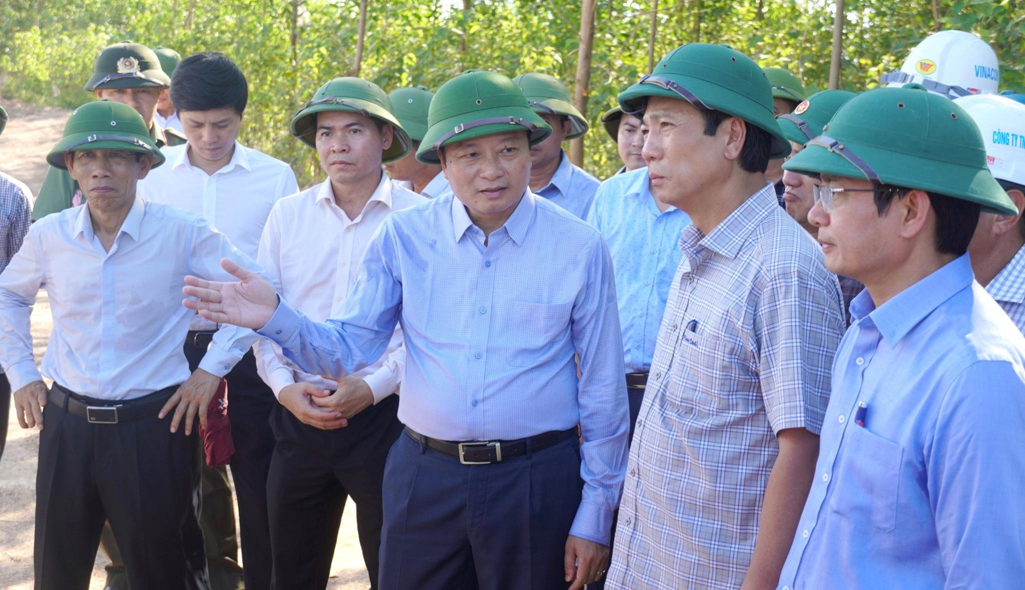 Chủ tịch UBND tỉnh Quảng Trị Lê Hồng Vinh chỉ đạo đẩy nhanh tiến độ Dự án.