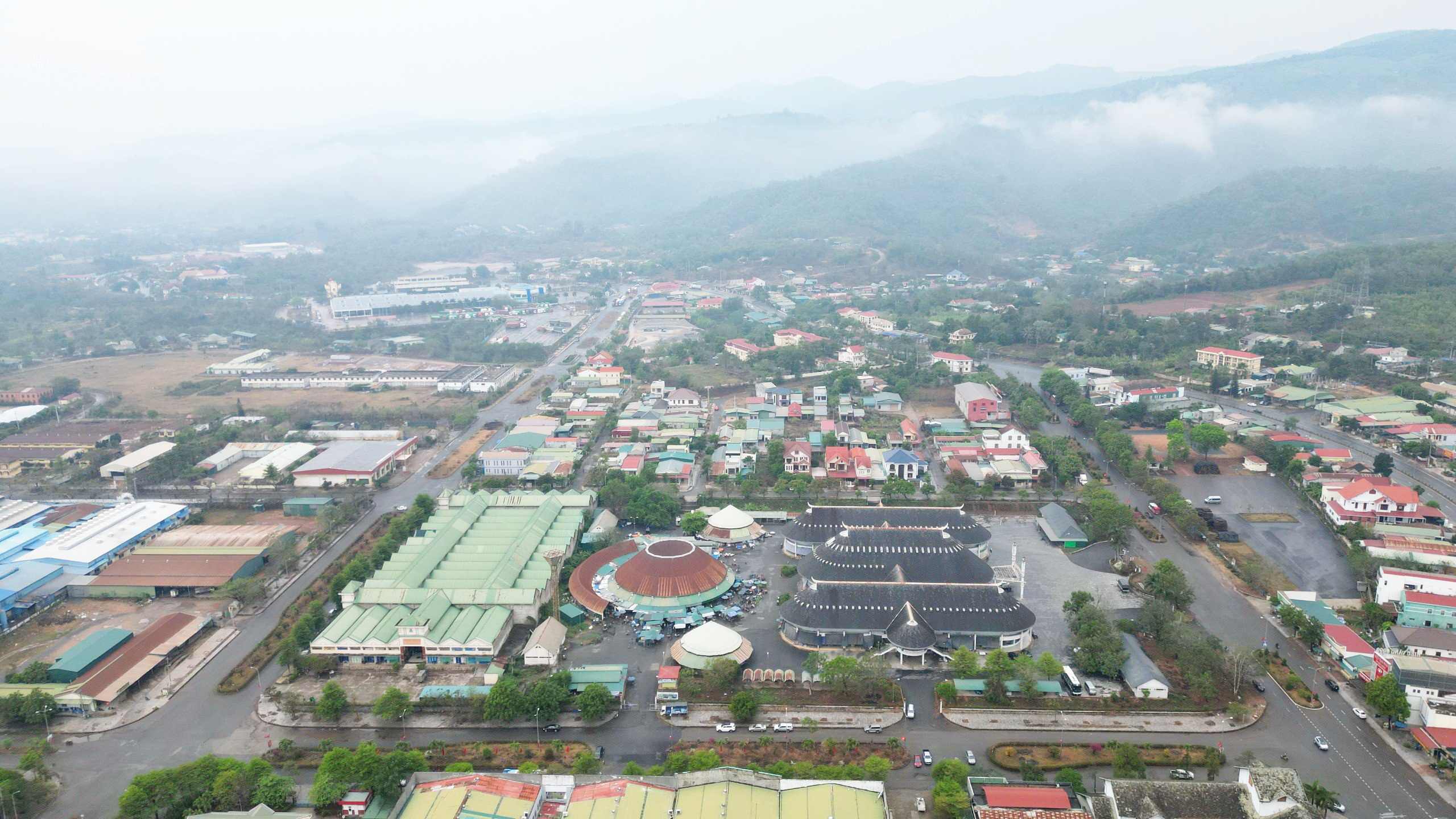 Khu vực cửa khẩu quốc tế Lao Bảo.