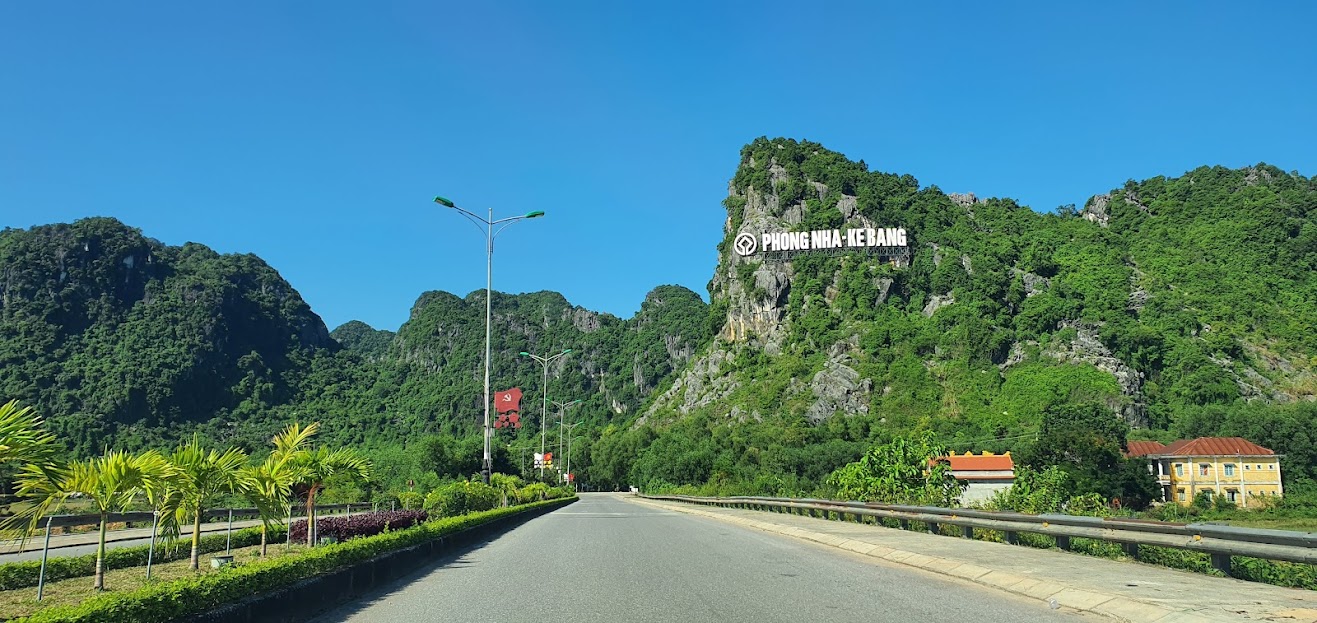 Vườn quốc gia Phong Nha - Kẻ B&agrave;ng c&oacute; nhiều tiềm năng lớn để ph&aacute;t triển du lịch sinh th&aacute;i