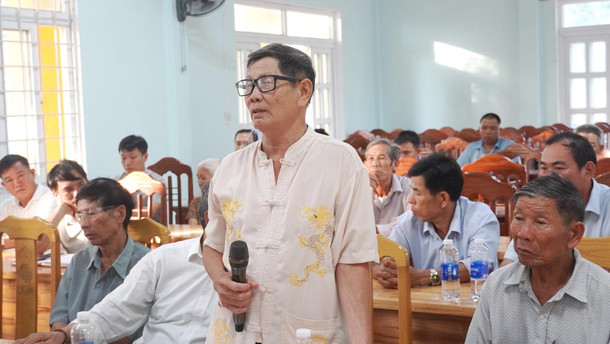 C&aacute;c hộ d&acirc;n ph&aacute;t biểu &yacute; kiến, đề xuất c&aacute;c kiến nghị tại buổi đối thoại.