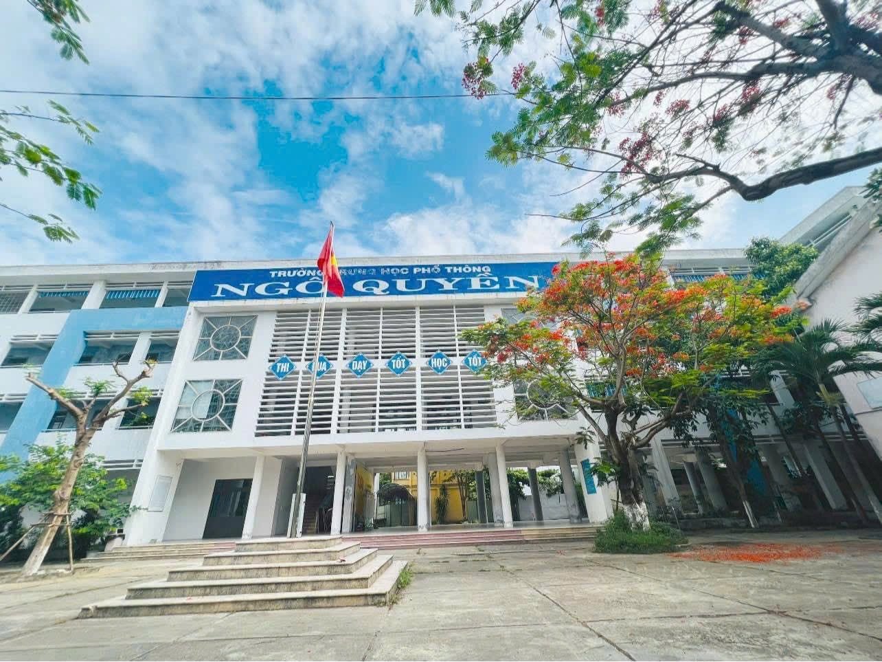 Trường THPT Ngô Quyền, TP. Đà Nẵng.
