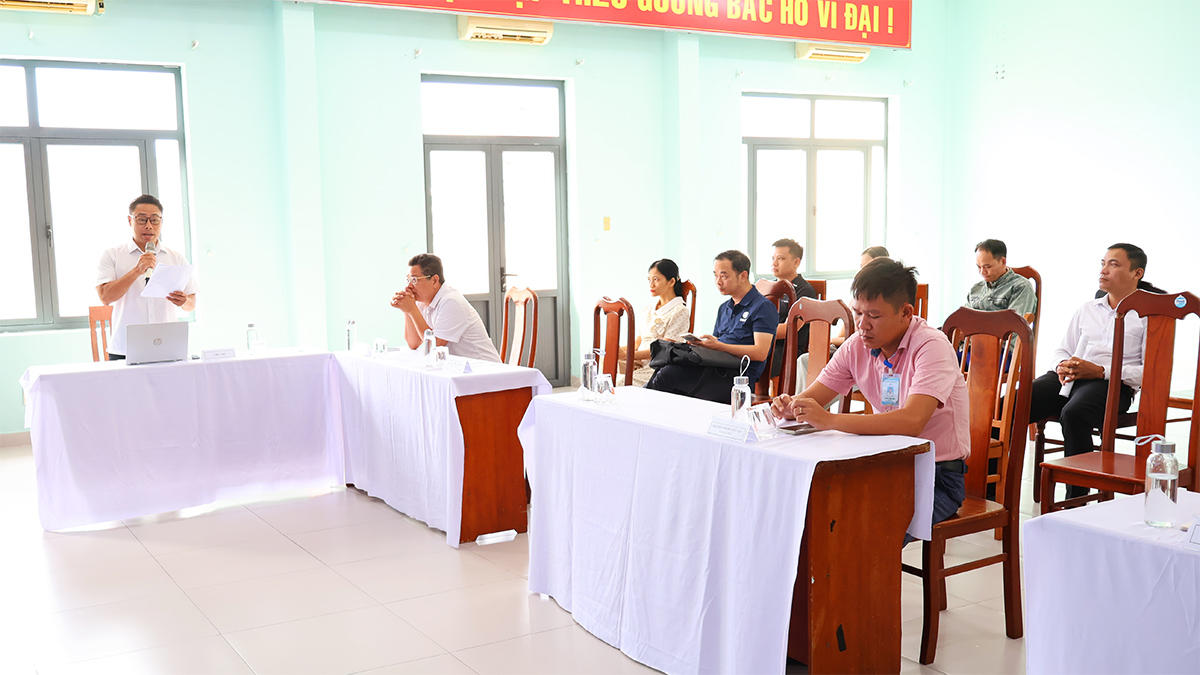 Tổ chức mở và xét duyệt hồ sơ cho thuê đất ngắn hạn tại Chi nhánh khu vực 5 thuộc Trung tâm Phát triển quỹ đất thành phố Đà Nẵng