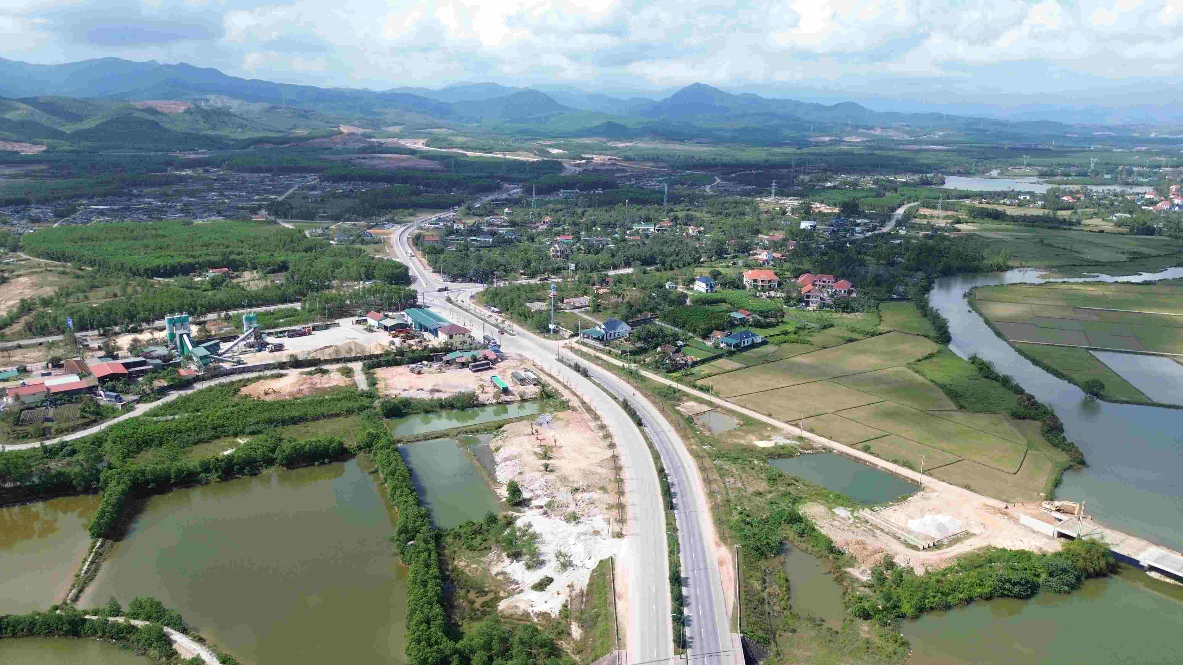 Dự án đường sắt tốc độ cao đi qua 35 xã phường tại Quảng Trị.