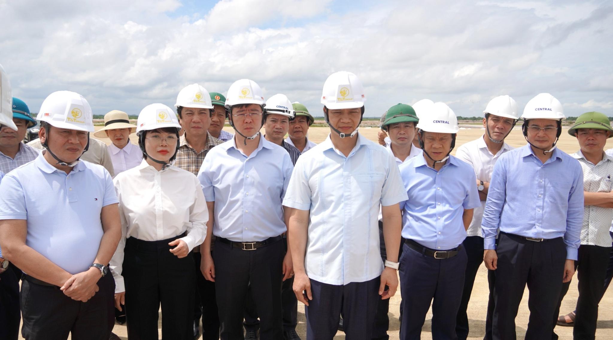 Bí thư Tỉnh uỷ Quảng Trị kiểm tra tiến độ Dự án đầu tư xây dựng Cảng hàng không Quảng Trị