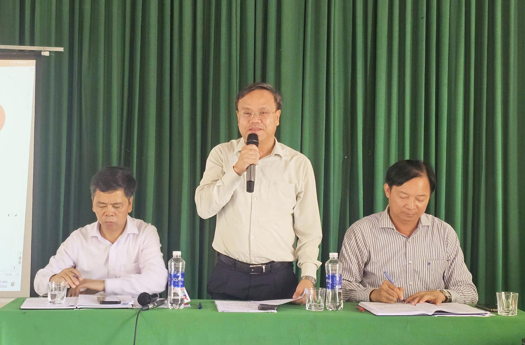 Ph&oacute; Chủ tịch UBND tỉnh Quảng Trị L&ecirc; Đức Tiến ph&aacute;t biểu tại buổi đối thoại. Ảnh: Trường Nhật
