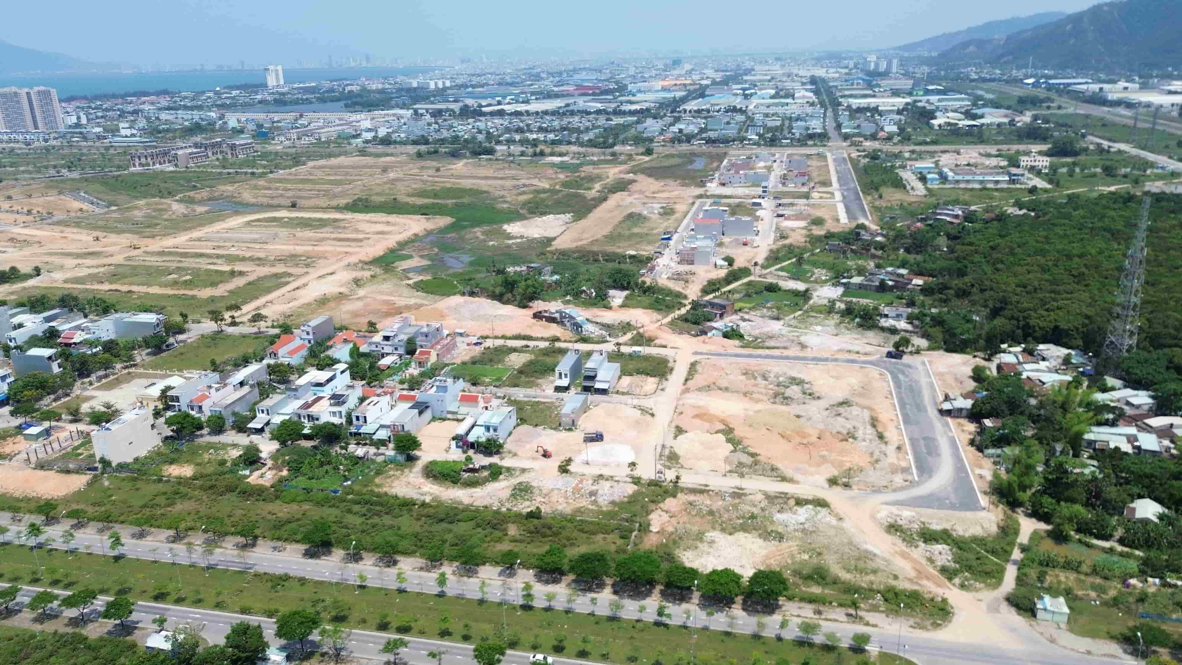 Dự &aacute;n được thực hiện tr&ecirc;n địa b&agrave;n phường Ho&agrave; Kh&aacute;nh, th&agrave;nh phố Đ&agrave; Nẵng.