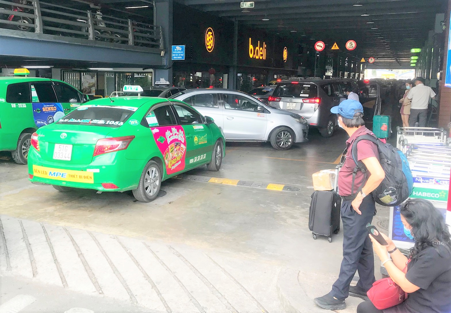 Sau vụ Tiến sĩ Lê Đăng Doanh tố bị chặt chém, ngành giao thông vận tải TP.HCM yêu cầu tăng cường xử lý nghiêm sai phạm