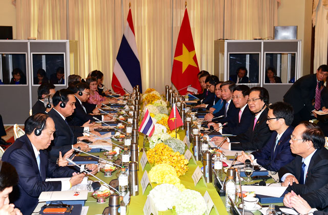 Cuộc họp Nội các chung Việt Nam-Thái Lan. Ảnh: VGP